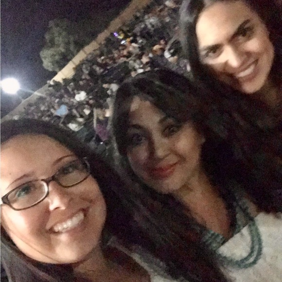 Meet the Posher - Picture 5 of 5